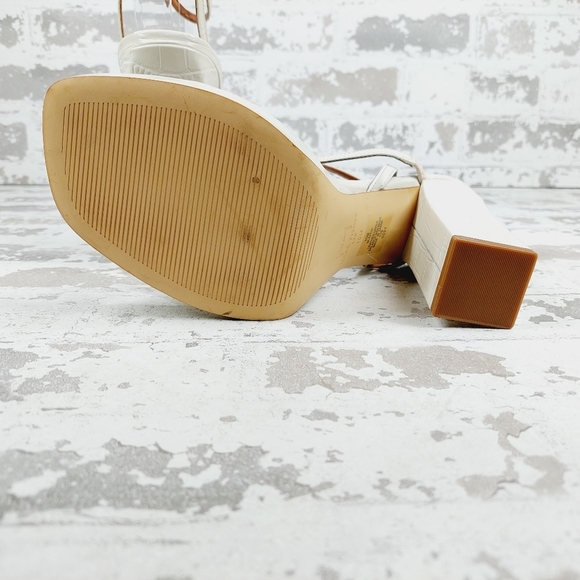 NEW Marc Fisher Katin Ivory Leather Platform Block Heel Sandals V643 - Picture 8 of 13